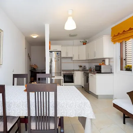 Apartment Live Caletillas Gabriela *